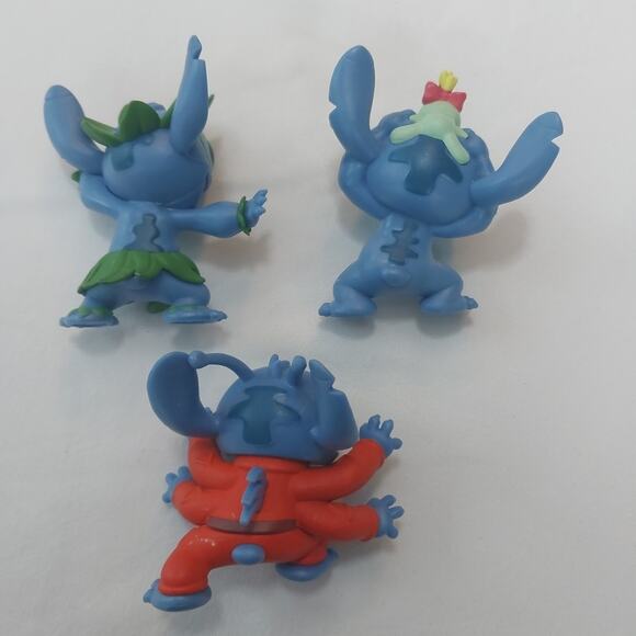Disney Lilo & Stitch-Stitch and Scrump, Hula & Alien 2" Toy Just Play Lot Of 3 - Picture 2 of 3